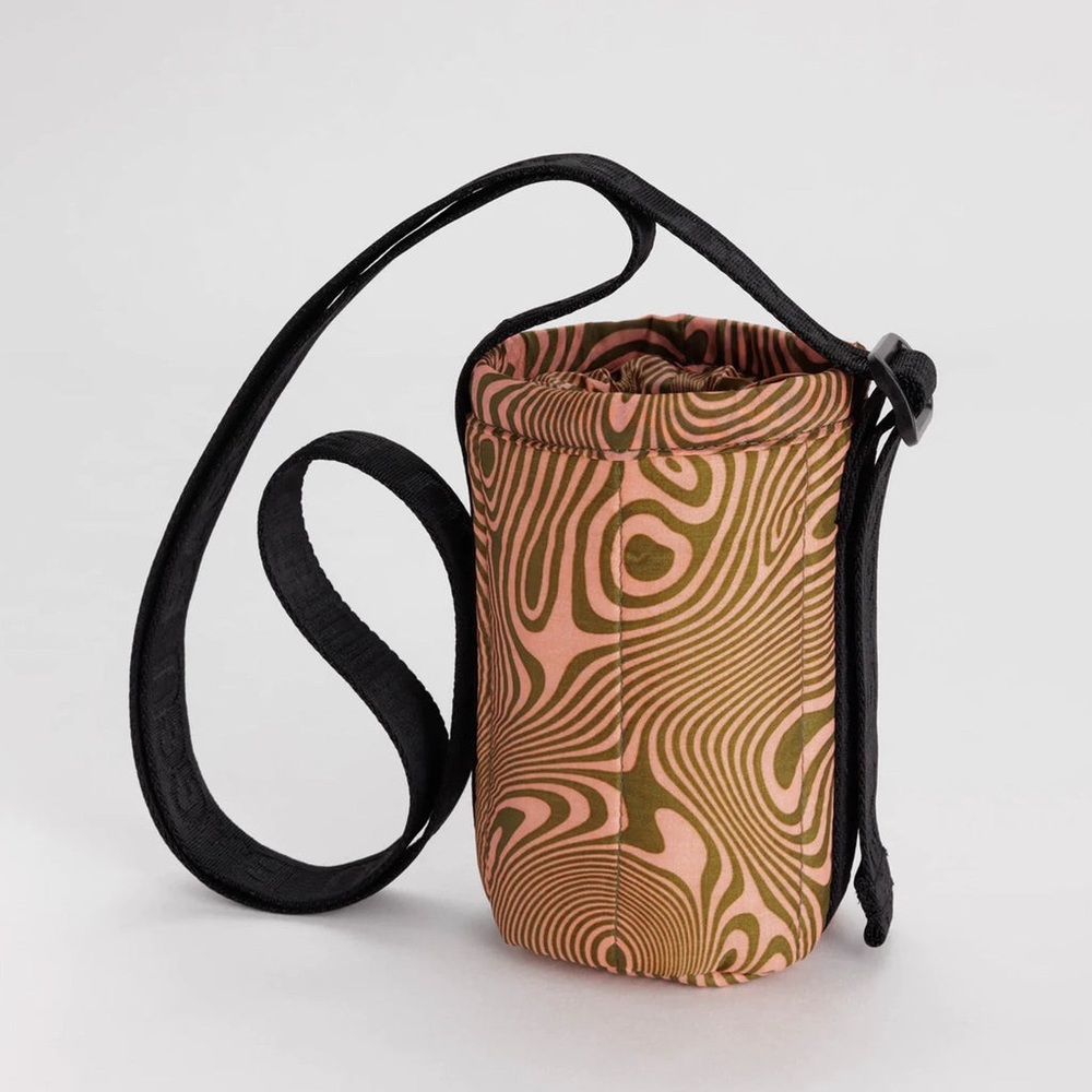 Baggu Puffy Water Bottle Sling, Salmon